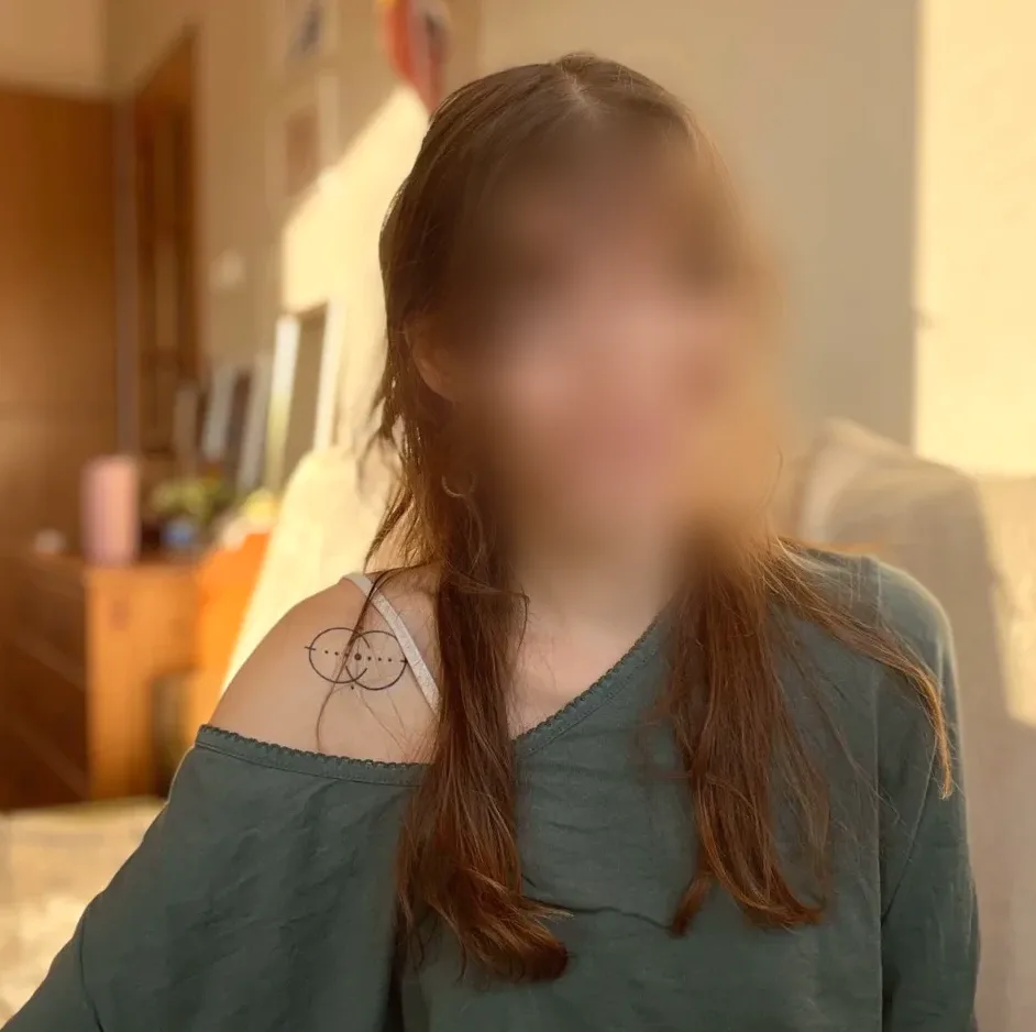 Thea, 28